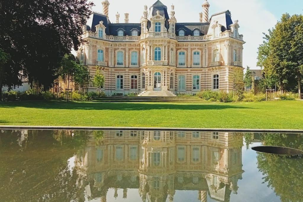 Les Loges Du Theatre Degustation Champagne Offerte Jacuzzi Sauna Jeux Velos Maison Prive 150M2 Historique 14Pers Max Emplacement Exceptionnel Et Chic, 200M De L'Avenue De Champagne, Gare, Musee, Jardins, Restaurations, Toutes Commodites Épernay Eksteriør bilde