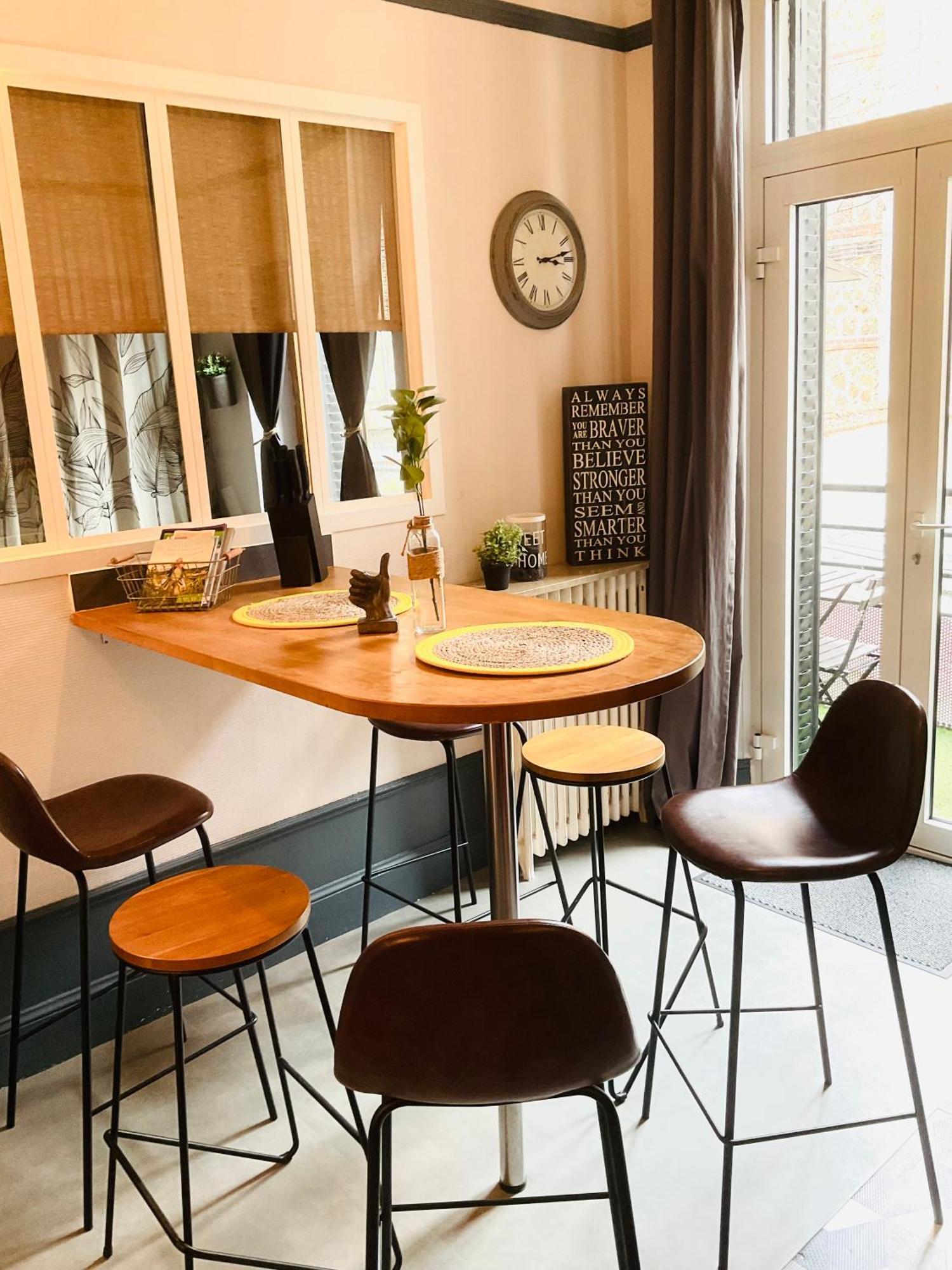 Les Loges Du Theatre Degustation Champagne Offerte Jacuzzi Sauna Jeux Velos Maison Prive 150M2 Historique 14Pers Max Emplacement Exceptionnel Et Chic, 200M De L'Avenue De Champagne, Gare, Musee, Jardins, Restaurations, Toutes Commodites Épernay Eksteriør bilde
