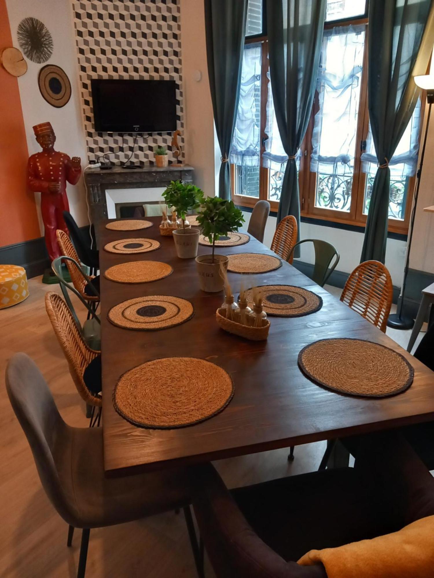 Les Loges Du Theatre Degustation Champagne Offerte Jacuzzi Sauna Jeux Velos Maison Prive 150M2 Historique 14Pers Max Emplacement Exceptionnel Et Chic, 200M De L'Avenue De Champagne, Gare, Musee, Jardins, Restaurations, Toutes Commodites Épernay Eksteriør bilde