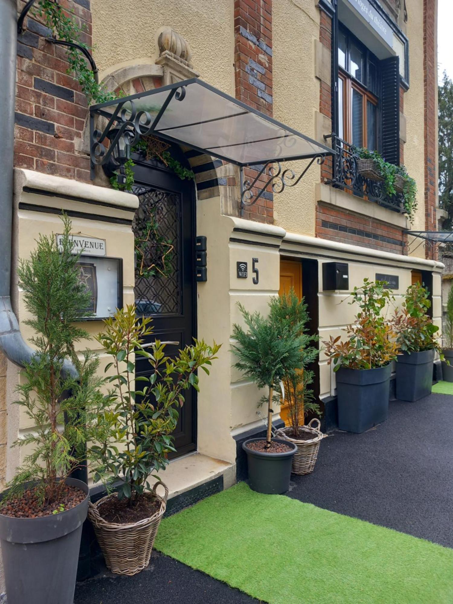 Les Loges Du Theatre Degustation Champagne Offerte Jacuzzi Sauna Jeux Velos Maison Prive 150M2 Historique 14Pers Max Emplacement Exceptionnel Et Chic, 200M De L'Avenue De Champagne, Gare, Musee, Jardins, Restaurations, Toutes Commodites Épernay Eksteriør bilde